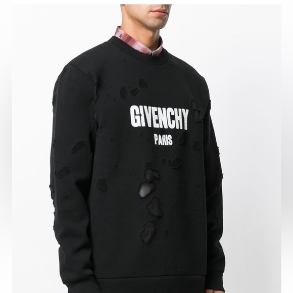 Givenchy sweatshirt. - Picture 15 of 17